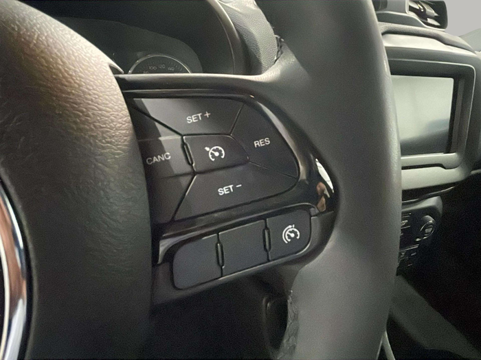 Jeep Renegade 1.0G Night Eagle II 4x2 88 kW (120 CV) Vehículo usado en Lleida Jeep Renegade 1.0G Night Eagle II 4x2 88 kW (120 CV) Vehículo usado en Lleida