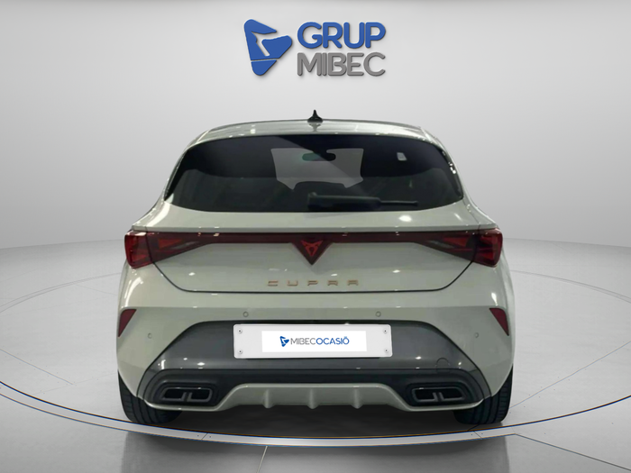 CUPRA León 1.5 eTSI DSG 110 kW (150 CV) 5 CUPRA León 1.5 eTSI DSG 110 kW (150 CV) 5