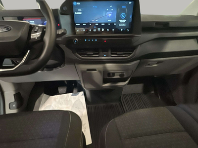 Ford Transit Custom Furgon BEV 320 L1 Trend 64kWh 100 kW (136 CV) 8 Ford Transit Custom Furgon BEV 320 L1 Trend 64kWh 100 kW (136 CV) 8