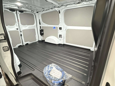 Ford Transit Custom Furgon BEV 320 L1 Trend 64kWh 100 kW (136 CV) 11 Ford Transit Custom Furgon BEV 320 L1 Trend 64kWh 100 kW (136 CV) 11