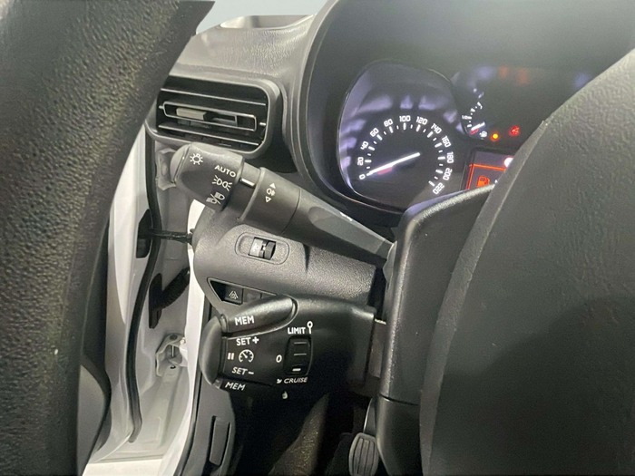 Citroen Berlingo BlueHDi 100 S&S Talla M Feel 75 kW (102 CV) Vehículo usado en Lleida Citroen Berlingo BlueHDi 100 S&S Talla M Feel 75 kW (102 CV) Vehículo usado en Lleida