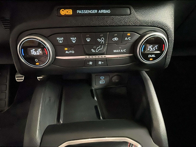 Ford Focus 1.0 Ecoboost MHEV ST-Line 92 kW (125 CV) 16 Ford Focus 1.0 Ecoboost MHEV ST-Line 92 kW (125 CV) 16