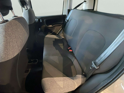 Fiat Panda 1.0 Hybrid Cross 51 kW (70 CV) 9 Fiat Panda 1.0 Hybrid Cross 51 kW (70 CV) 9