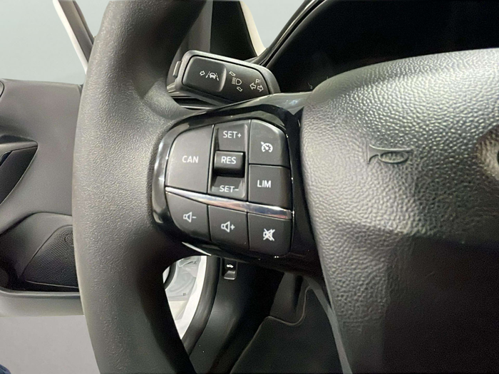 Ford Fiesta 1.0 EcoBoost Trend 74 kW (100 CV) Vehículo usado en Lleida Ford Fiesta 1.0 EcoBoost Trend 74 kW (100 CV) Vehículo usado en Lleida