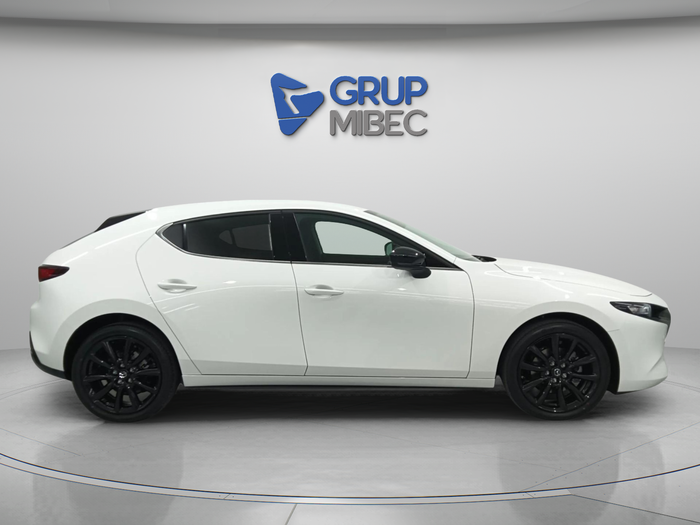 Mazda Mazda 3 2.0 e-SKYACTIV-G Homura AT 89 kW (122 CV) Vehículo usado en Lleida Mazda Mazda 3 2.0 e-SKYACTIV-G Homura AT 89 kW (122 CV) Vehículo usado en Lleida