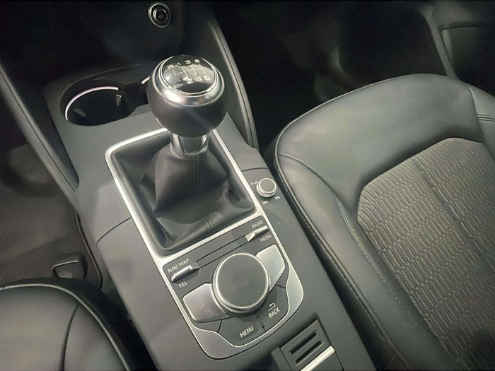 Audi A3 Sportback design edition 2.0 TDI 110 kW (150 CV) Vehículo usado en Lleida Audi A3 Sportback design edition 2.0 TDI 110 kW (150 CV) Vehículo usado en Lleida