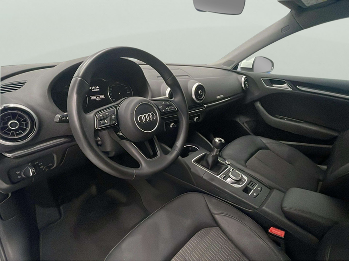 Audi A3 Sportback design edition 2.0 TDI 110 kW (150 CV) Vehículo usado en Lleida Audi A3 Sportback design edition 2.0 TDI 110 kW (150 CV) Vehículo usado en Lleida