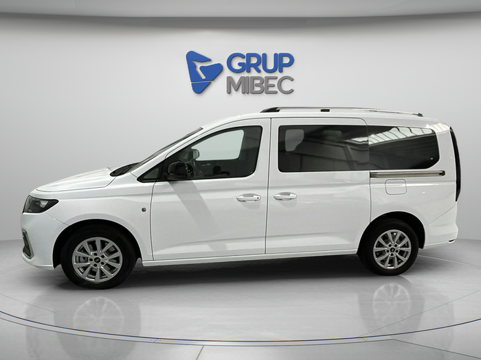 Ford Grand Tourneo Connect 1.5 Ecoboost Titanium 84 kW (114 CV) Vehículo usado en Lleida Ford Grand Tourneo Connect 1.5 Ecoboost Titanium 84 kW (114 CV) Vehículo usado en Lleida