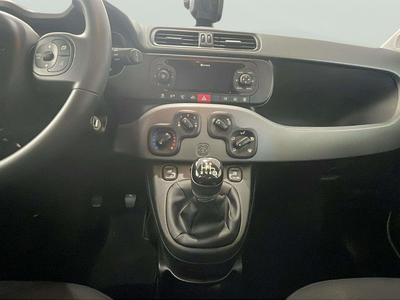 Fiat Panda 1.0 Hybrid GSE City Life 51 kW (70 CV) 7 Fiat Panda 1.0 Hybrid GSE City Life 51 kW (70 CV) 7