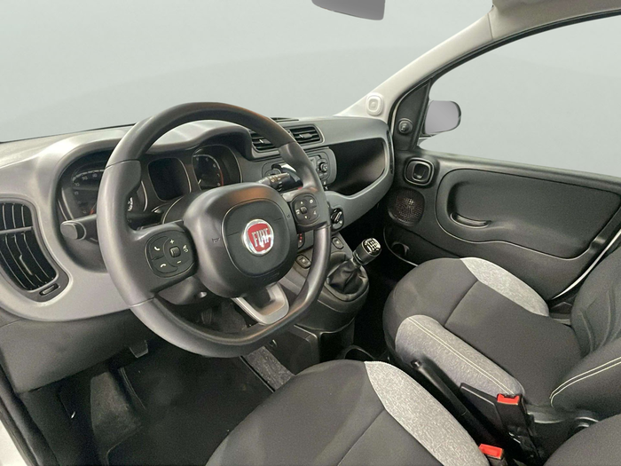 Fiat Panda 1.0 Hybrid GSE City Life 51 kW (70 CV) Vehículo usado en Lleida Fiat Panda 1.0 Hybrid GSE City Life 51 kW (70 CV) Vehículo usado en Lleida
