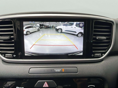 Kia Sportage 1.6 CRDi MHEV Drive Plus 4x2 100 kW (136 CV) 19 Kia Sportage 1.6 CRDi MHEV Drive Plus 4x2 100 kW (136 CV) 19