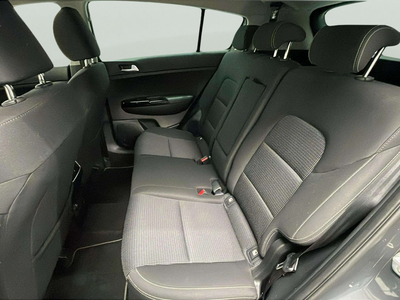 Kia Sportage 1.6 CRDi MHEV Drive Plus 4x2 100 kW (136 CV) 9 Kia Sportage 1.6 CRDi MHEV Drive Plus 4x2 100 kW (136 CV) 9