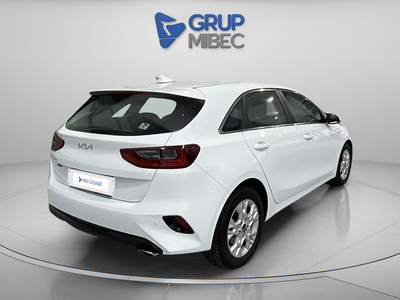 Kia Ceed 1.0 MHEV Drive DCT 88 kW (120 CV) 4 Kia Ceed 1.0 MHEV Drive DCT 88 kW (120 CV) 4