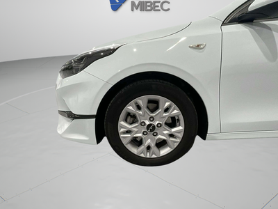 Kia Ceed 1.0 MHEV Drive DCT 88 kW (120 CV) 6 Kia Ceed 1.0 MHEV Drive DCT 88 kW (120 CV) 6