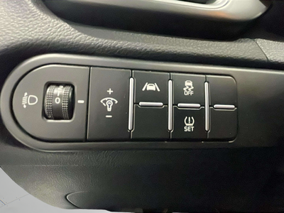 Kia Ceed 1.0 MHEV Drive DCT 88 kW (120 CV) 13 Kia Ceed 1.0 MHEV Drive DCT 88 kW (120 CV) 13