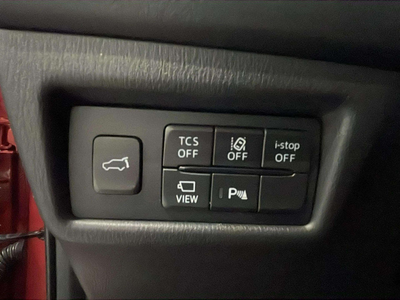 Mazda CX-5 2.0 GE Zenith 2WD AT 121 kW (165 CV) 13 Mazda CX-5 2.0 GE Zenith 2WD AT 121 kW (165 CV) 13