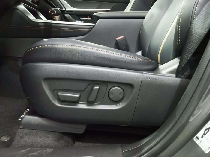 Mazda CX-60 e-Skyactiv PHEV AWD Homura Plus 241 kW (327 CV) KM0 en Lleida Mazda CX-60 e-Skyactiv PHEV AWD Homura Plus 241 kW (327 CV) KM0 en Lleida