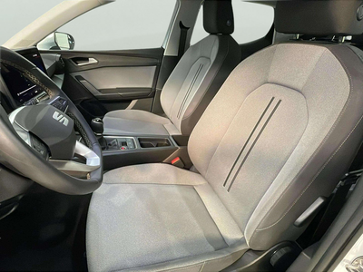SEAT León 1.5 TSI S&S Style 25 Aniversario 85 kW (116 CV) 10 SEAT León 1.5 TSI S&S Style 25 Aniversario 85 kW (116 CV) 10