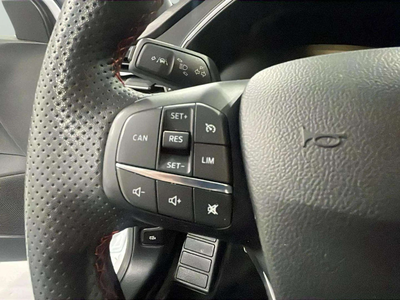 Ford Focus 1.0 Ecoboost MHEV ST-Line 92 kW (125 CV) 14 Ford Focus 1.0 Ecoboost MHEV ST-Line 92 kW (125 CV) 14