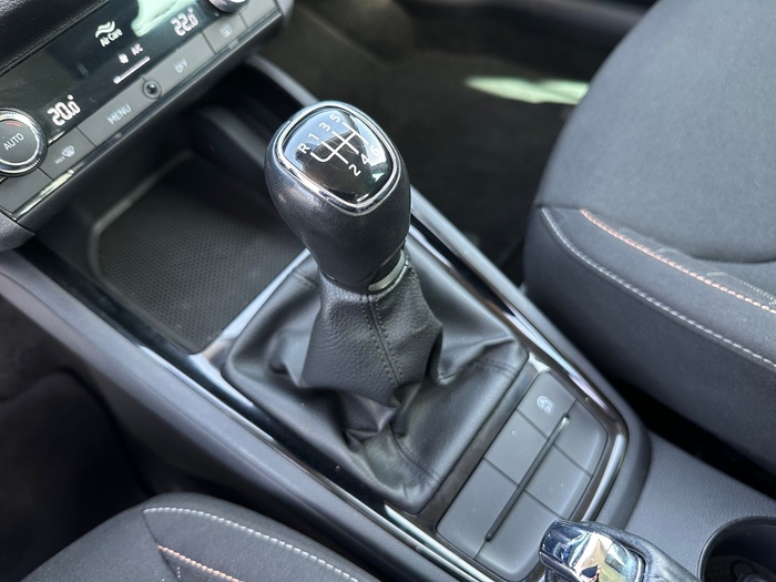 Skoda Kamiq 1.5 TSI Ambition 110 kW (150 CV) Vehículo usado en Madrid Skoda Kamiq 1.5 TSI Ambition 110 kW (150 CV) Vehículo usado en Madrid