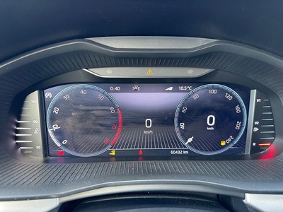 Skoda Kamiq 1.0 TSI Sport 81 kW (110 CV) 10 Skoda Kamiq 1.0 TSI Sport 81 kW (110 CV) 10