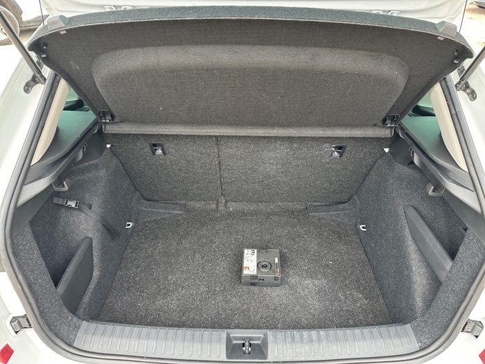 Skoda Kamiq 1.0 TSI Ambition 81 kW (110 CV) Vehículo usado en Madrid Skoda Kamiq 1.0 TSI Ambition 81 kW (110 CV) Vehículo usado en Madrid