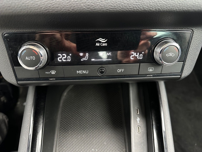 Skoda Kamiq 1.0 TSI Ambition 81 kW (110 CV) Vehículo usado en Madrid Skoda Kamiq 1.0 TSI Ambition 81 kW (110 CV) Vehículo usado en Madrid