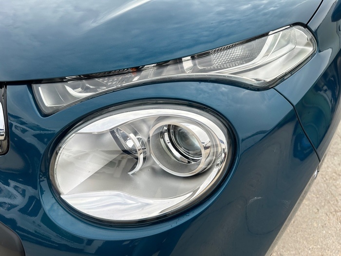 Citroen C1 VTi 72 S&S Feel 53 kW (72 CV) Vehículo usado en Madrid Citroen C1 VTi 72 S&S Feel 53 kW (72 CV) Vehículo usado en Madrid