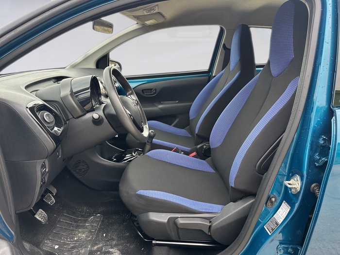 Citroen C1 VTi 72 S&S Feel 53 kW (72 CV) Vehículo usado en Madrid Citroen C1 VTi 72 S&S Feel 53 kW (72 CV) Vehículo usado en Madrid