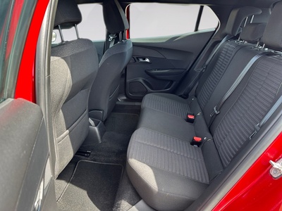 Peugeot 2008 PureTech 100 S&S Active 75 kW (100 CV) 12 Peugeot 2008 PureTech 100 S&S Active 75 kW (100 CV) 12