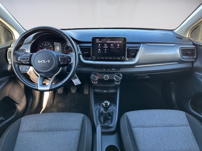 Kia Stonic 1.2 DPi Concept 62 kW (84 CV) 8 Kia Stonic 1.2 DPi Concept 62 kW (84 CV) 8