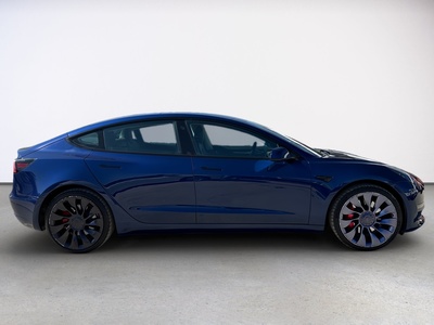 Tesla Model 3 Performance AWD 377 kW (513 CV) 4 Tesla Model 3 Performance AWD 377 kW (513 CV) 4