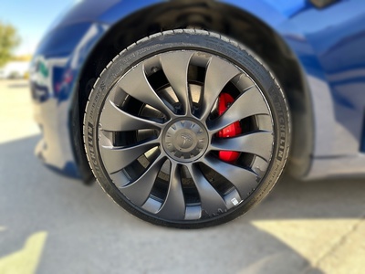 Tesla Model 3 Performance AWD 377 kW (513 CV) 13 Tesla Model 3 Performance AWD 377 kW (513 CV) 13