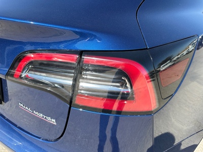 Tesla Model 3 Performance AWD 377 kW (513 CV) 17 Tesla Model 3 Performance AWD 377 kW (513 CV) 17