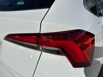 Skoda Kamiq 1.0 TSI Sport 81 kW (110 CV) 17 Skoda Kamiq 1.0 TSI Sport 81 kW (110 CV) 17