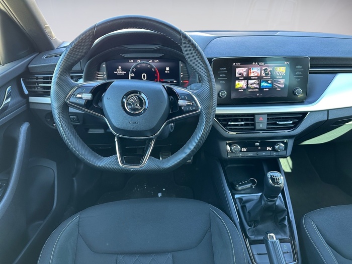 Skoda Kamiq 1.0 TSI Sport 81 kW (110 CV) Vehículo usado en Madrid Skoda Kamiq 1.0 TSI Sport 81 kW (110 CV) Vehículo usado en Madrid