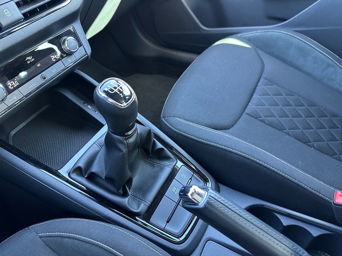 Skoda Kamiq 1.0 TSI Sport 81 kW (110 CV) Vehículo usado en Madrid Skoda Kamiq 1.0 TSI Sport 81 kW (110 CV) Vehículo usado en Madrid