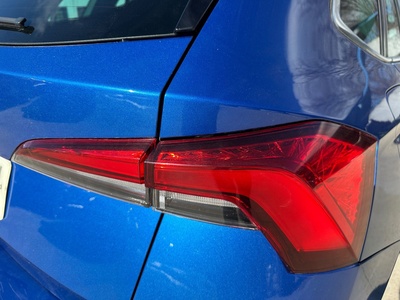 Skoda Kamiq 1.0 TSI Emotion DSG 81 kW (110 CV) 17 Skoda Kamiq 1.0 TSI Emotion DSG 81 kW (110 CV) 17