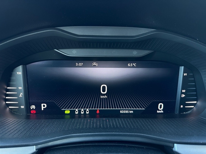 Skoda Kamiq 1.0 TSI Emotion DSG 81 kW (110 CV) Vehículo usado en Madrid Skoda Kamiq 1.0 TSI Emotion DSG 81 kW (110 CV) Vehículo usado en Madrid