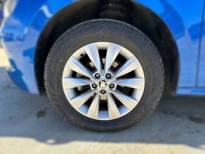 Skoda Kamiq 1.0 TSI Emotion DSG 81 kW (110 CV) 13 Skoda Kamiq 1.0 TSI Emotion DSG 81 kW (110 CV) 13