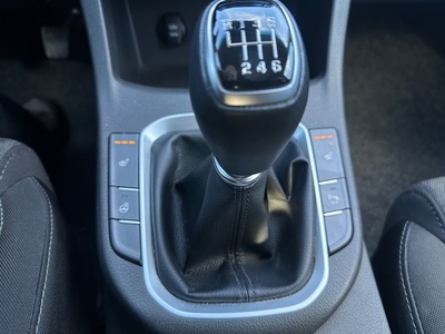 Hyundai i30 1.0 TGDI 48V N-Line 88 kW (120 CV) 19 Hyundai i30 1.0 TGDI 48V N-Line 88 kW (120 CV) 19