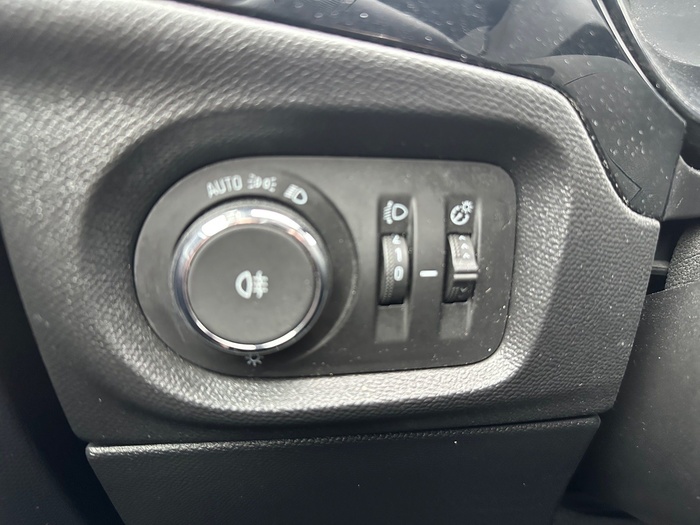 Opel Corsa 1.2T XHL GS 74 kW (100 CV) Vehículo usado en Madrid Opel Corsa 1.2T XHL GS 74 kW (100 CV) Vehículo usado en Madrid