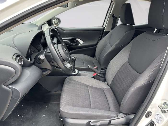 Toyota Yaris 1.0 53 kW (72 CV) Vehículo usado en Madrid Toyota Yaris 1.0 53 kW (72 CV) Vehículo usado en Madrid