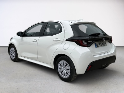 Toyota Yaris 1.0 53 kW (72 CV) 7 Toyota Yaris 1.0 53 kW (72 CV) 7