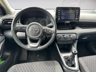 Toyota Yaris 1.0 53 kW (72 CV) 9 Toyota Yaris 1.0 53 kW (72 CV) 9