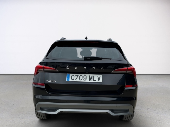 Skoda Kamiq 1.5 TSI Selection 110 kW (150 CV) Vehículo usado en Madrid Skoda Kamiq 1.5 TSI Selection 110 kW (150 CV) Vehículo usado en Madrid