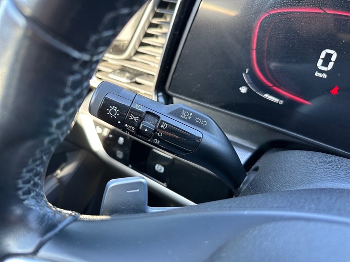 Kia Sportage 1.6 T-GDi HEV Drive 4x2 169 kW (230 CV) Vehículo usado en Madrid Kia Sportage 1.6 T-GDi HEV Drive 4x2 169 kW (230 CV) Vehículo usado en Madrid