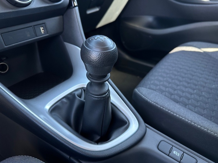 Toyota Yaris 1.5 S-Edition 92 kW (125 CV) Vehículo usado en Madrid Toyota Yaris 1.5 S-Edition 92 kW (125 CV) Vehículo usado en Madrid