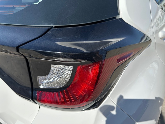 Toyota Yaris 1.5 S-Edition 92 kW (125 CV) Vehículo usado en Madrid Toyota Yaris 1.5 S-Edition 92 kW (125 CV) Vehículo usado en Madrid