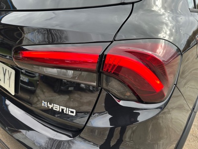 Fiat Tipo 1.5 Hybrid City Cross DCT 96 kW (130 CV) 17 Fiat Tipo 1.5 Hybrid City Cross DCT 96 kW (130 CV) 17